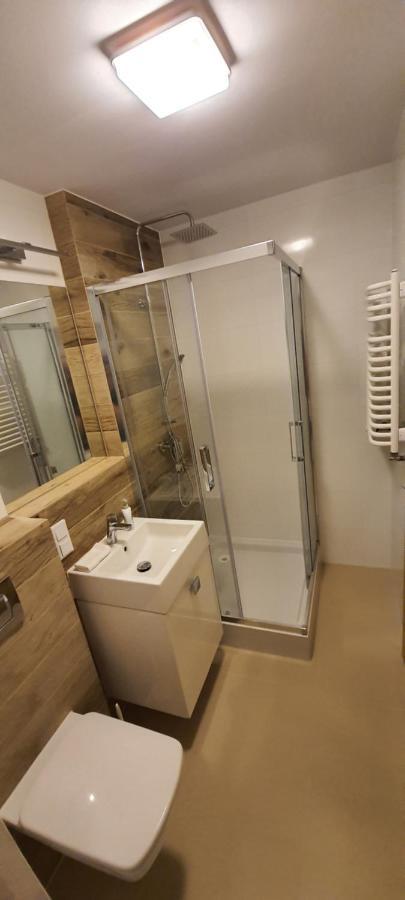 Ferienwohnung Apartament Krakowska Prestige Breslau Exterior foto