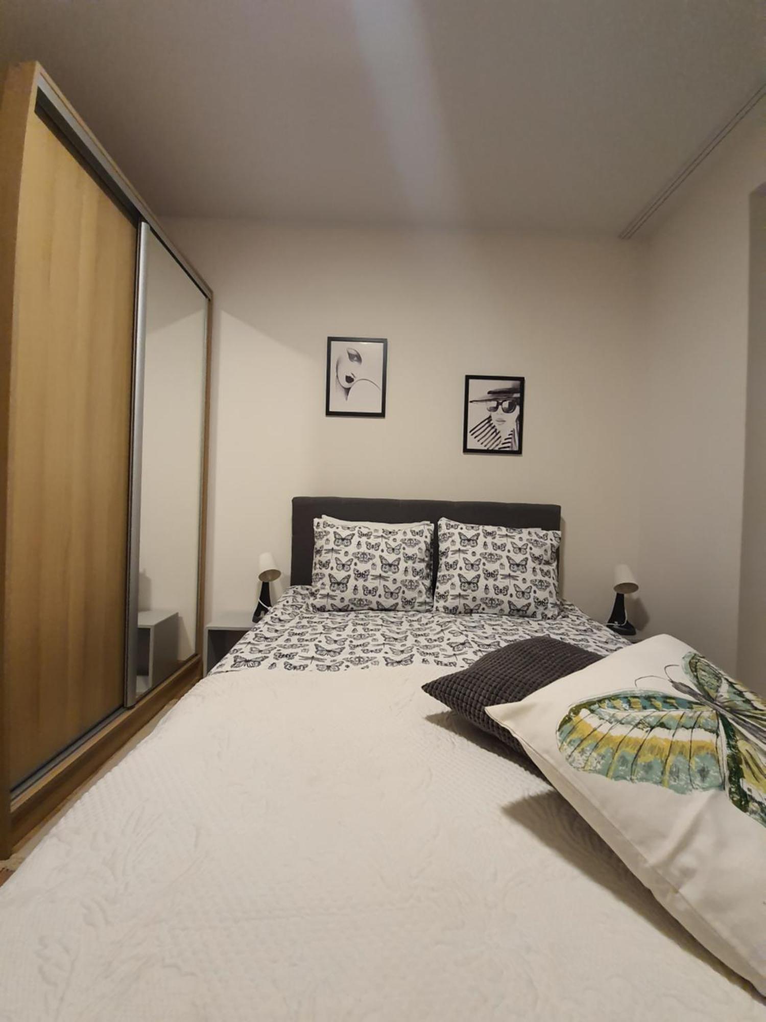 Ferienwohnung Apartament Krakowska Prestige Breslau Zimmer foto